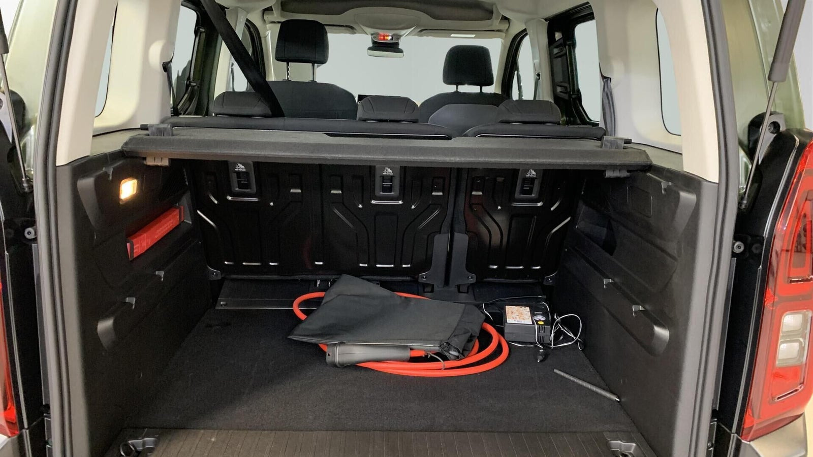 Grøn Citroën ë-Berlingo fra 2025