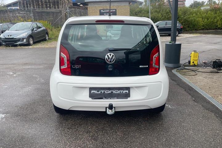 Hvid VW UP! fra 2015