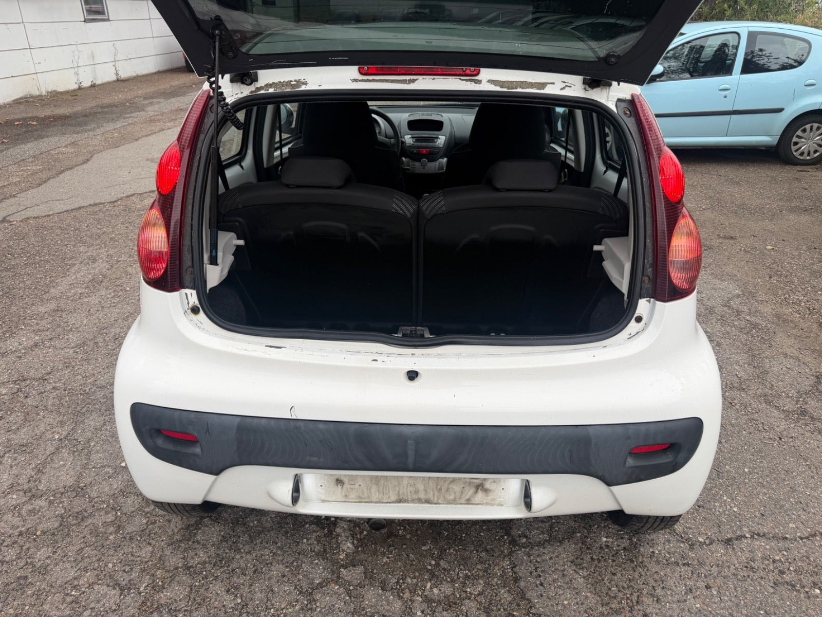 Grøn Peugeot 107 fra 2012