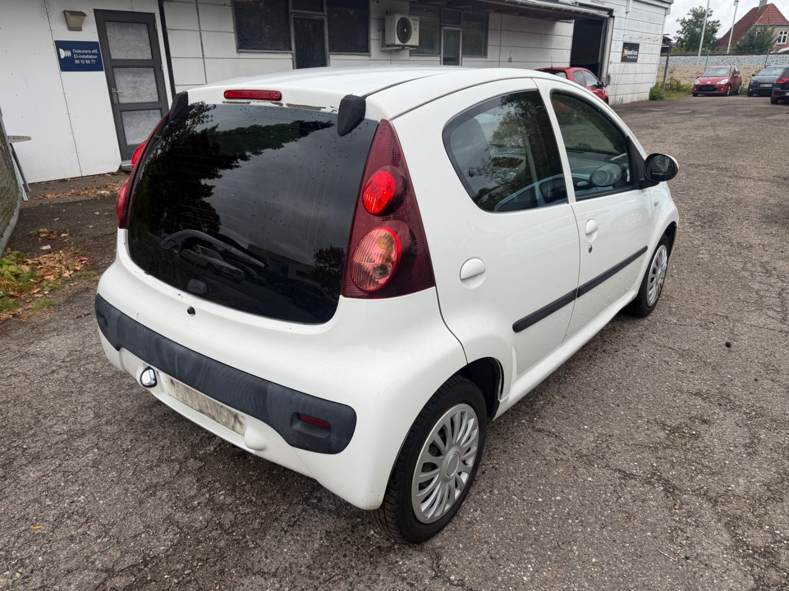 Grøn Peugeot 107 fra 2012