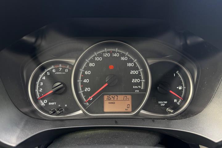 Sort Toyota Yaris fra 2015
