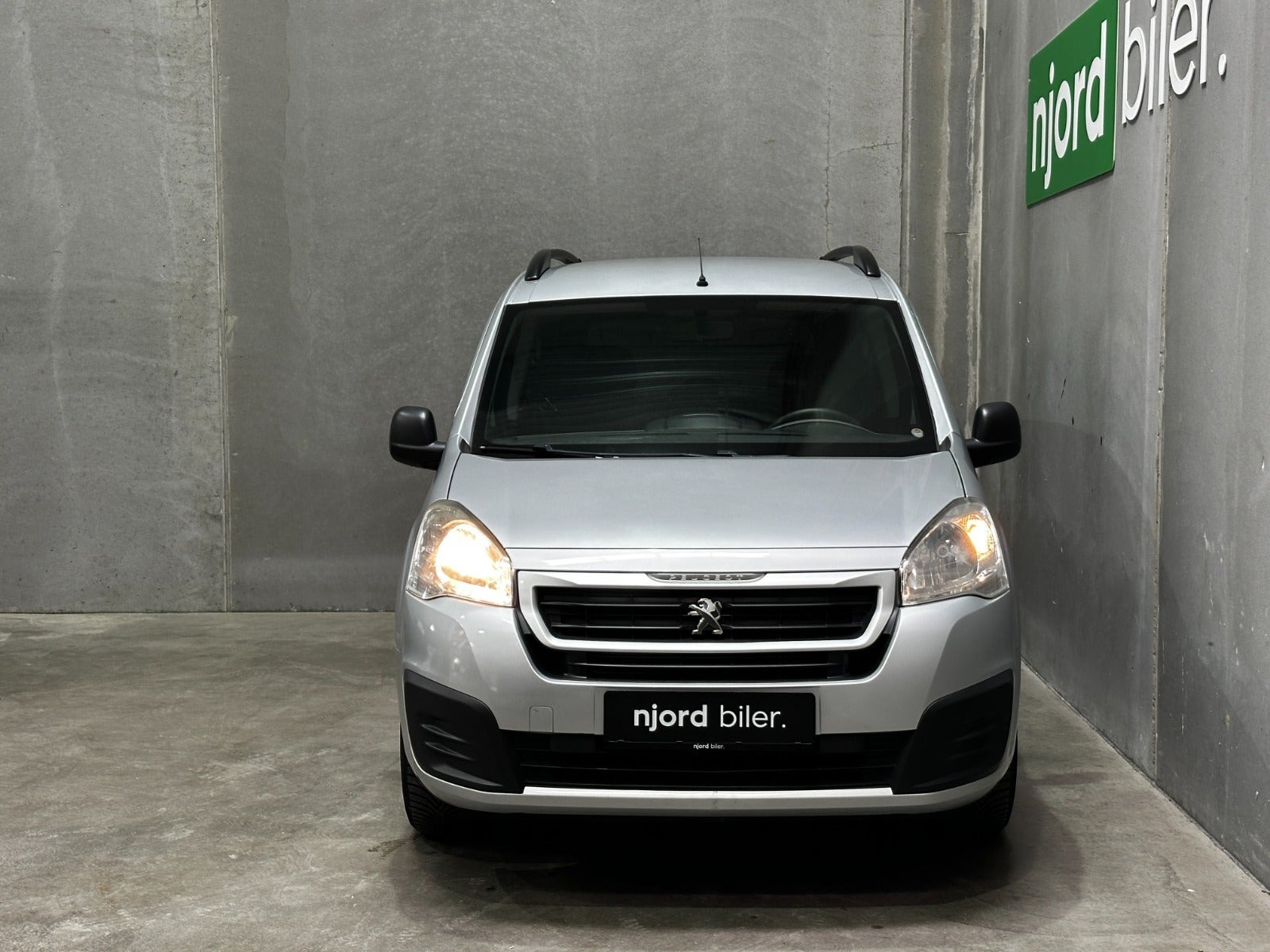 undefined Peugeot Partner Tepee fra 2017