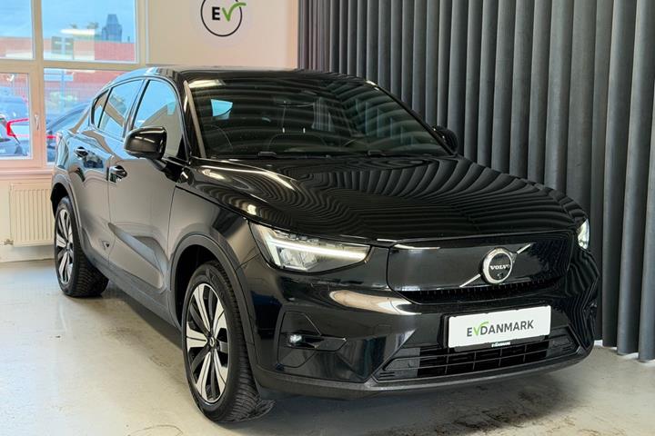 Sort Volvo C40 fra 2023