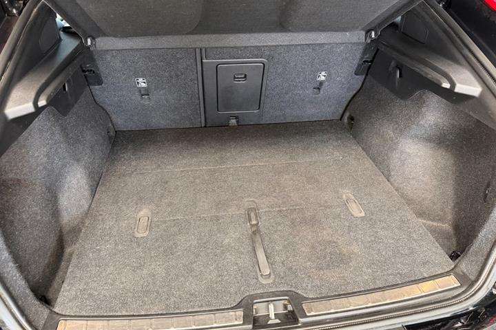 Sort Volvo C40 fra 2023