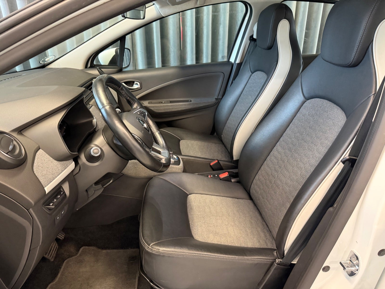 Hvid Renault Zoe fra 2021
