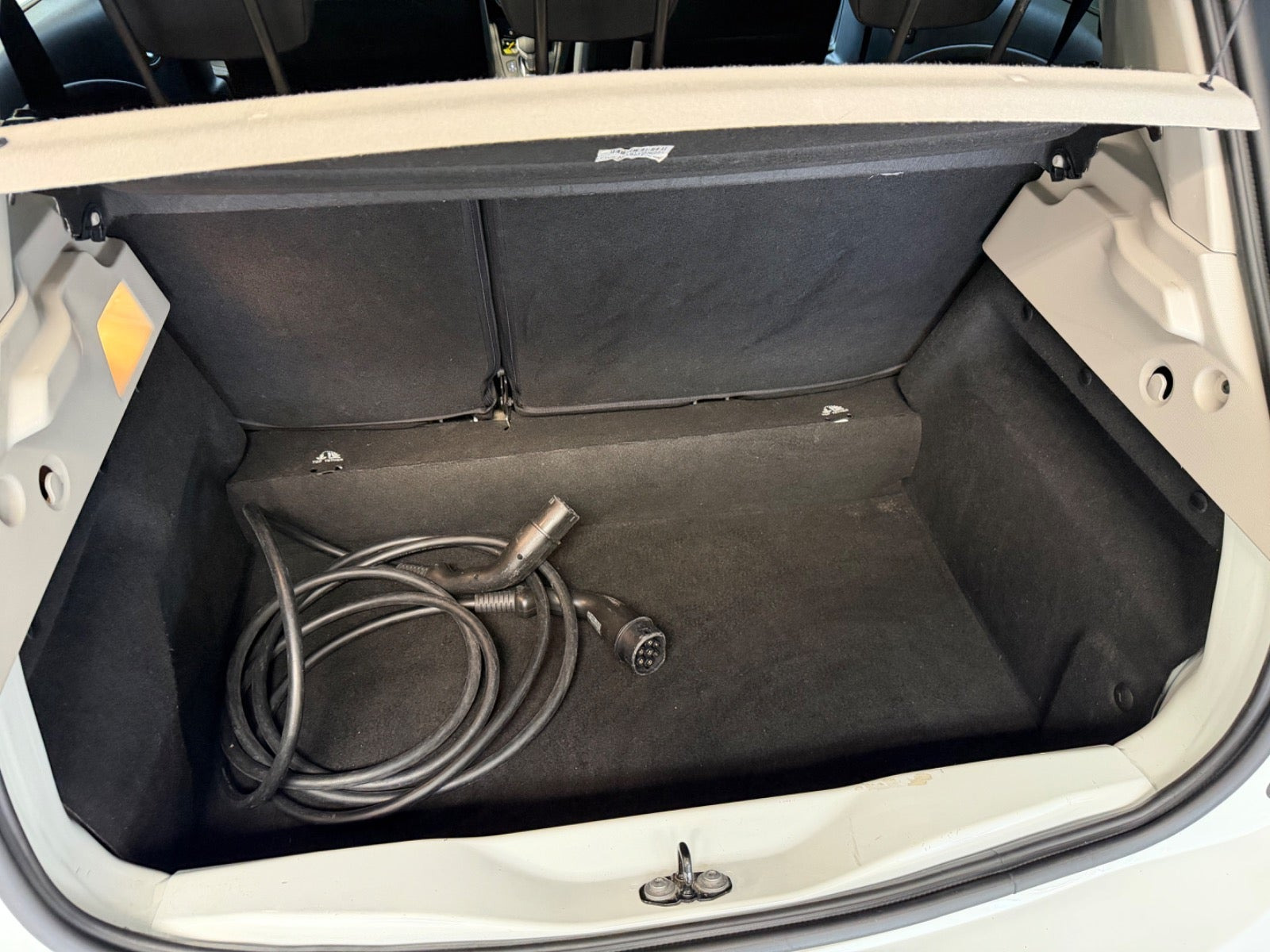 Hvid Renault Zoe fra 2021