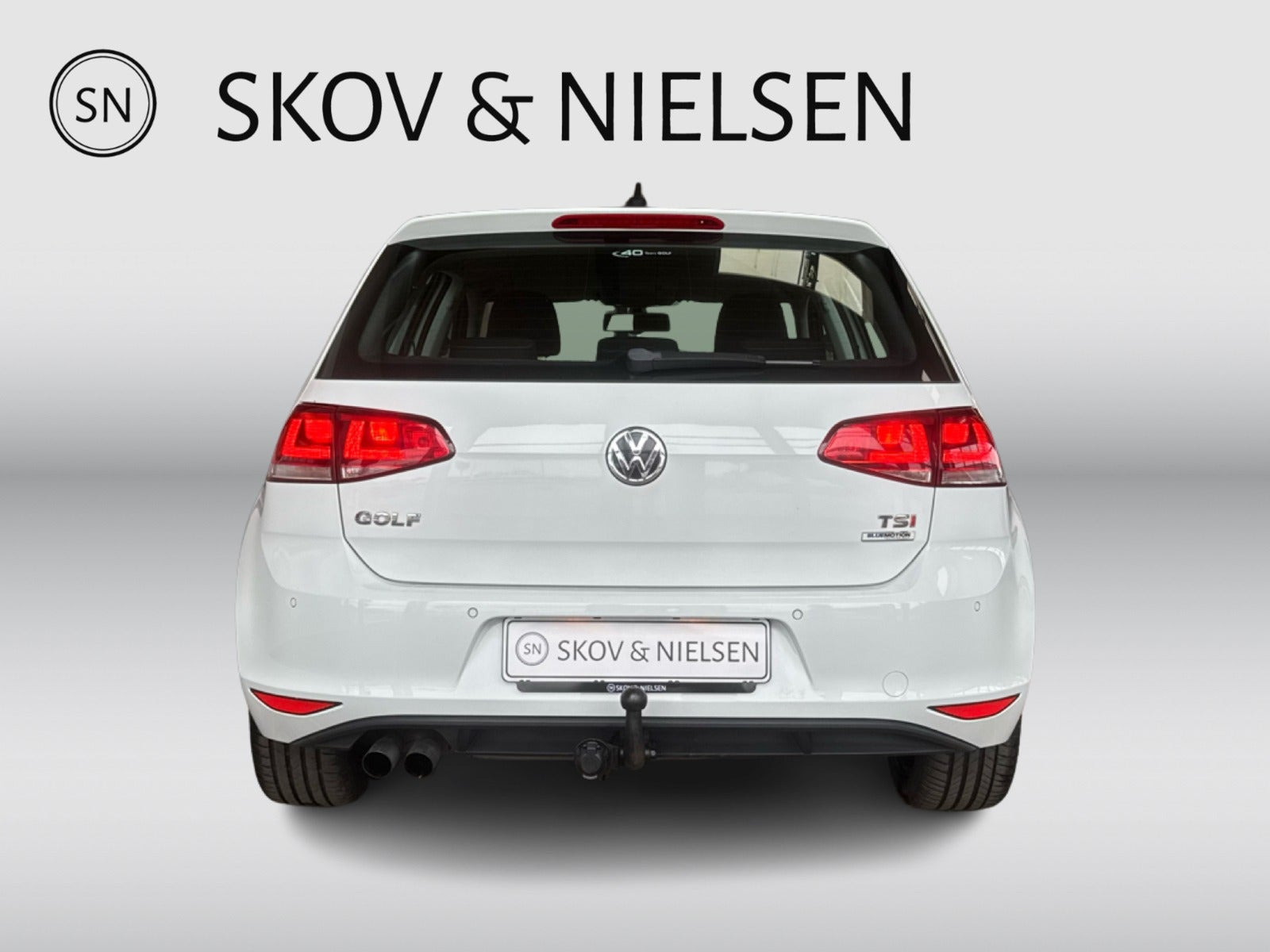 Hvid VW Golf VII fra 2015