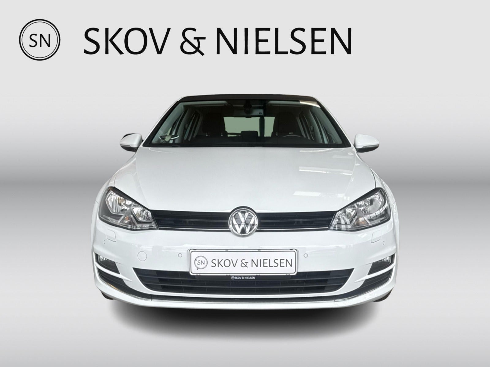 Hvid VW Golf VII fra 2015