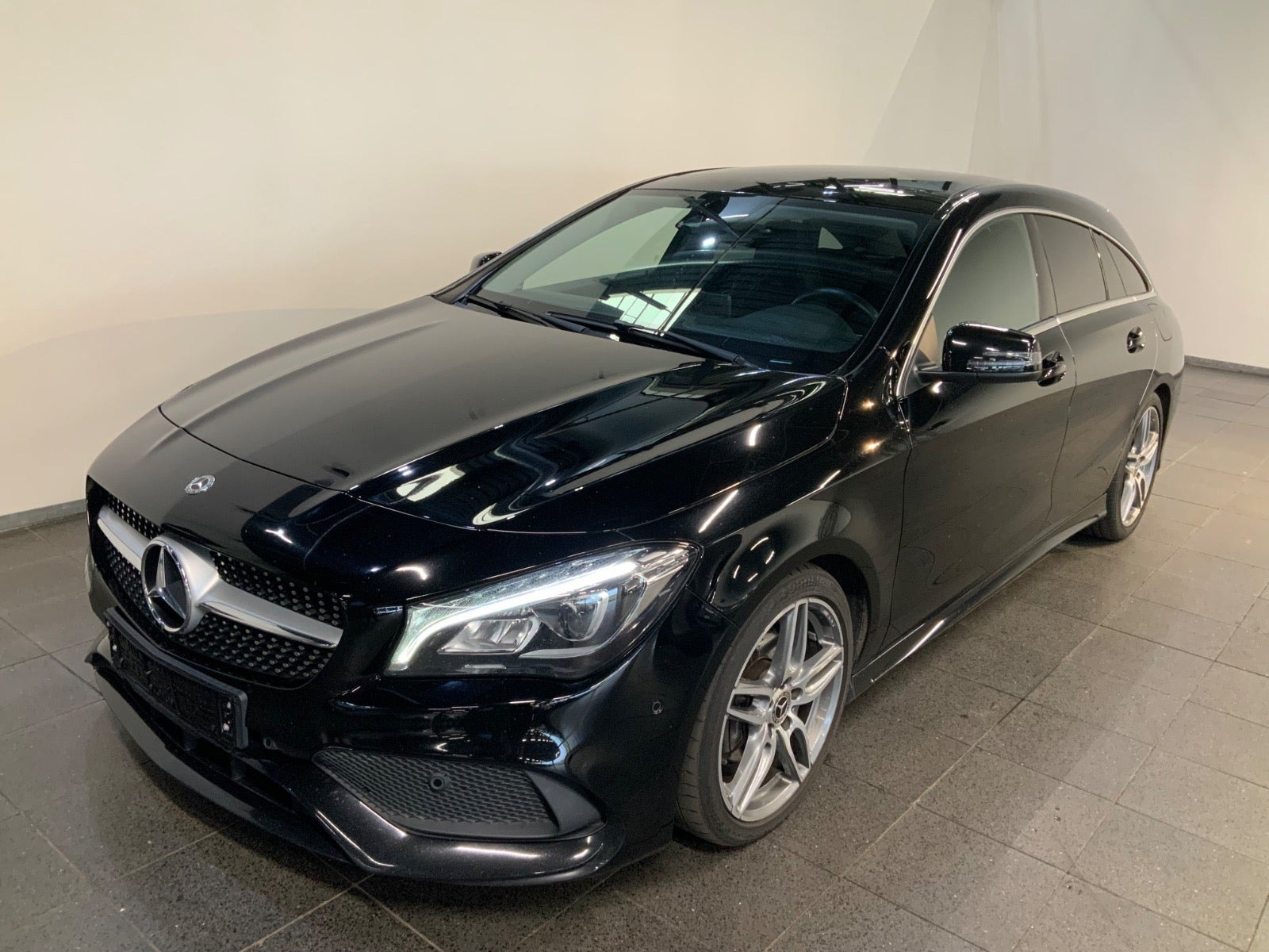 Mercedes CLA200 d 2,2 AMG Line Shooting Brake aut.