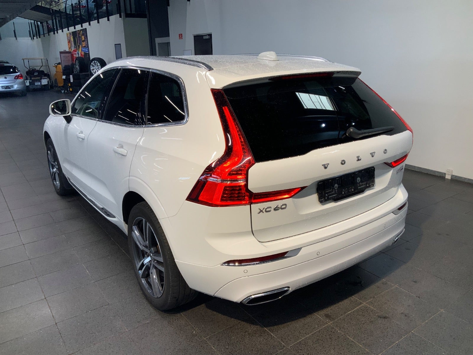Hvid Volvo XC60 fra 2018