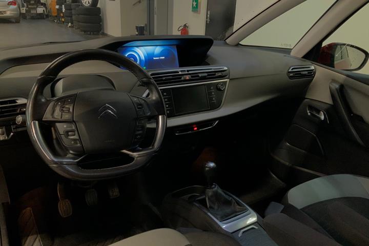 Rød Citroën C4 Picasso fra 2013