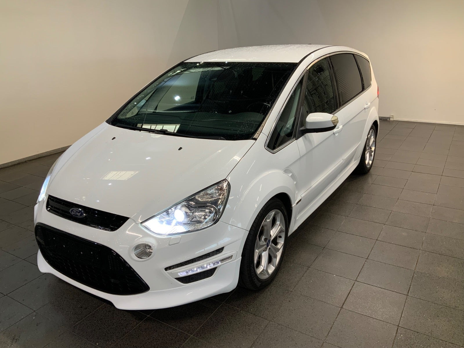 Ford S-MAX 2,2 TDCi 200 Titanium S aut. 7prs