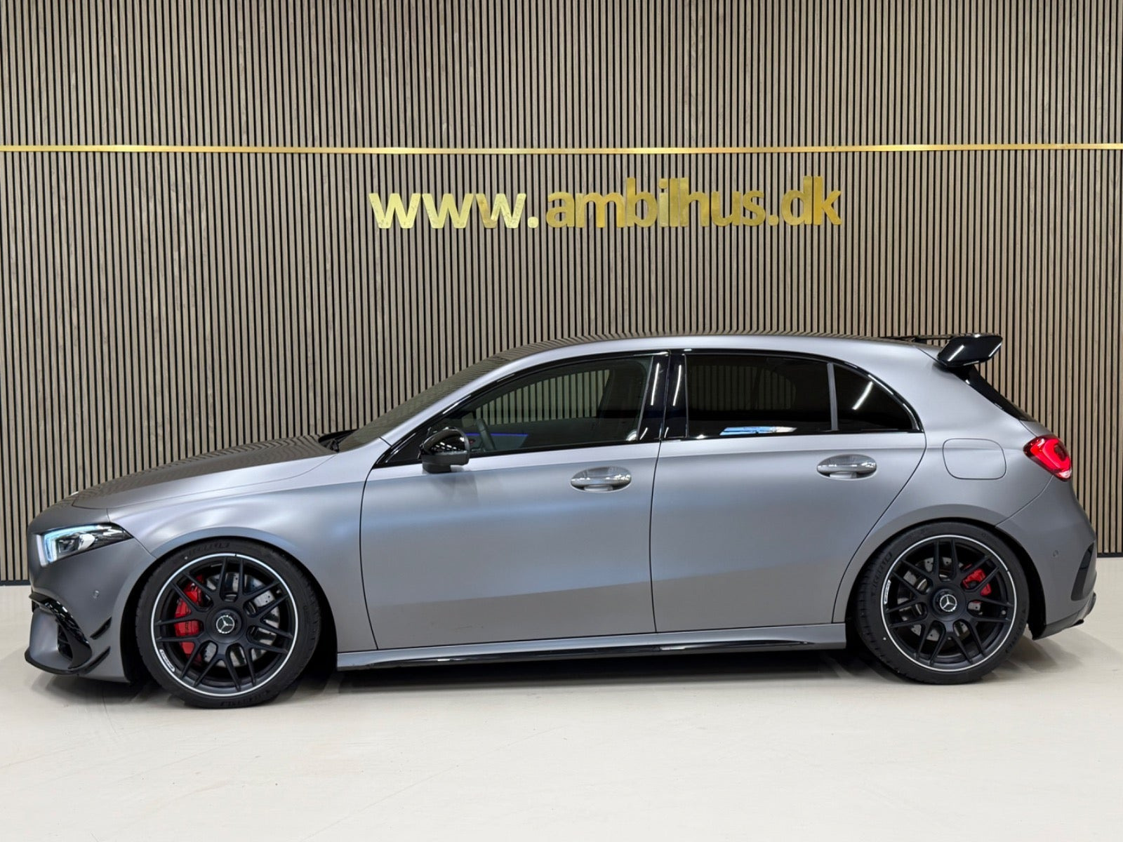 Sort Mercedes A45 fra 2021