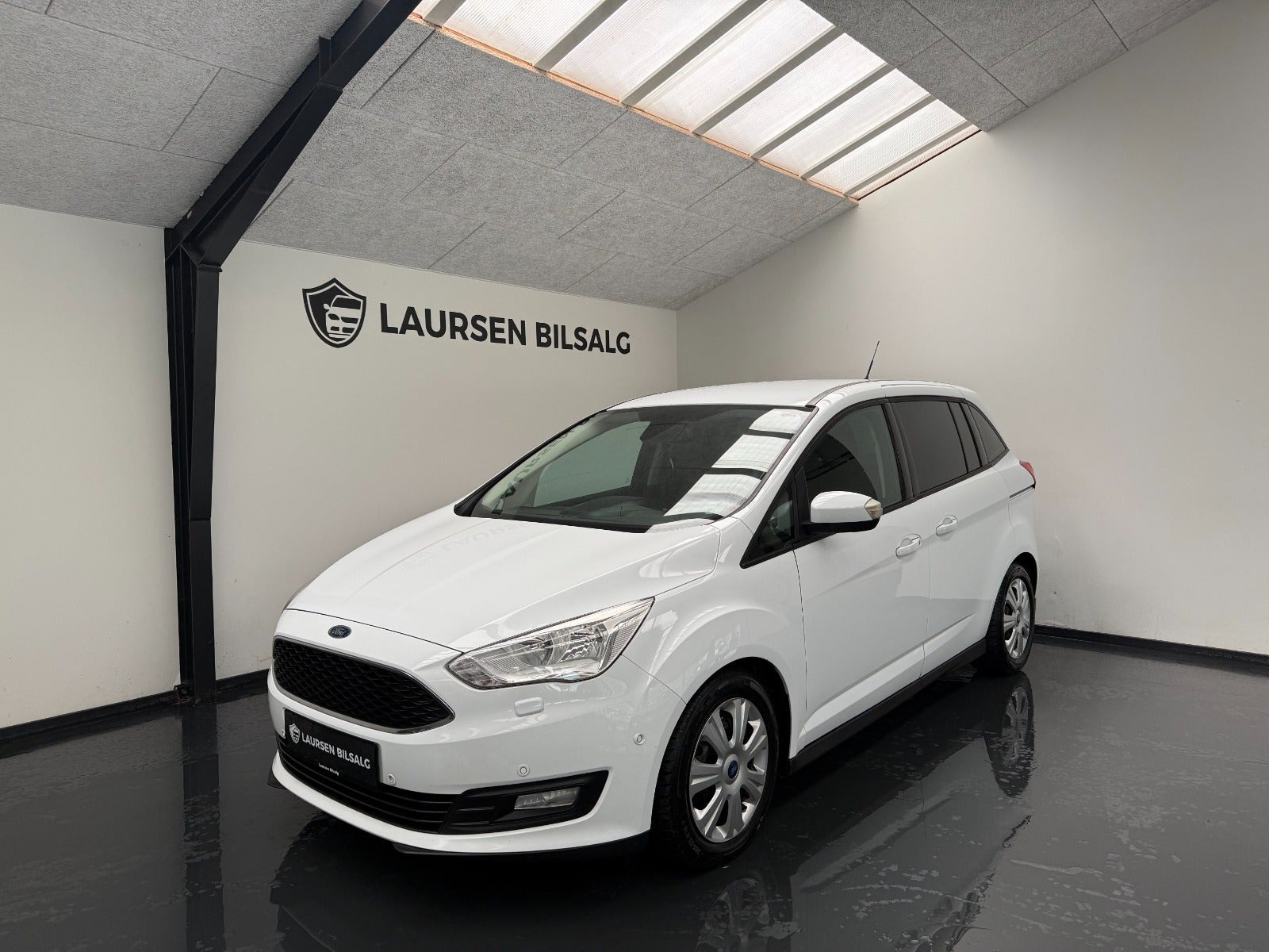 Hvid Ford Grand C-Max fra 2017