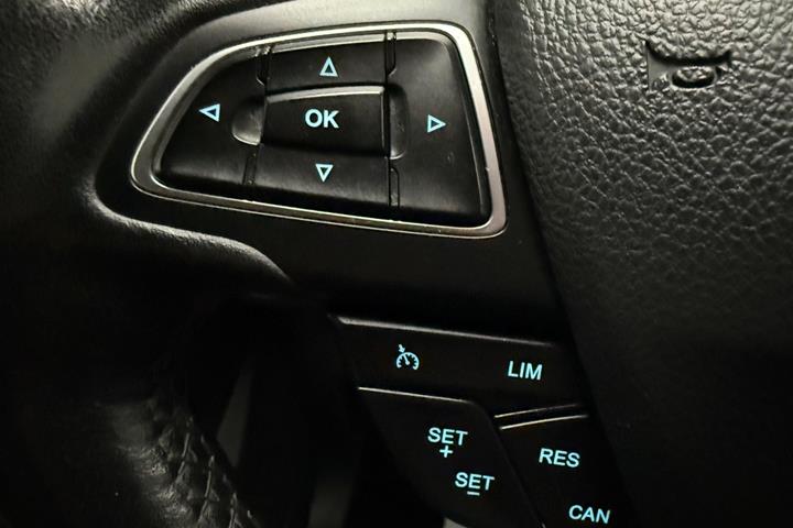 Hvid Ford Grand C-Max fra 2017