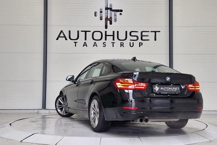 Sort BMW 420i fra 2016