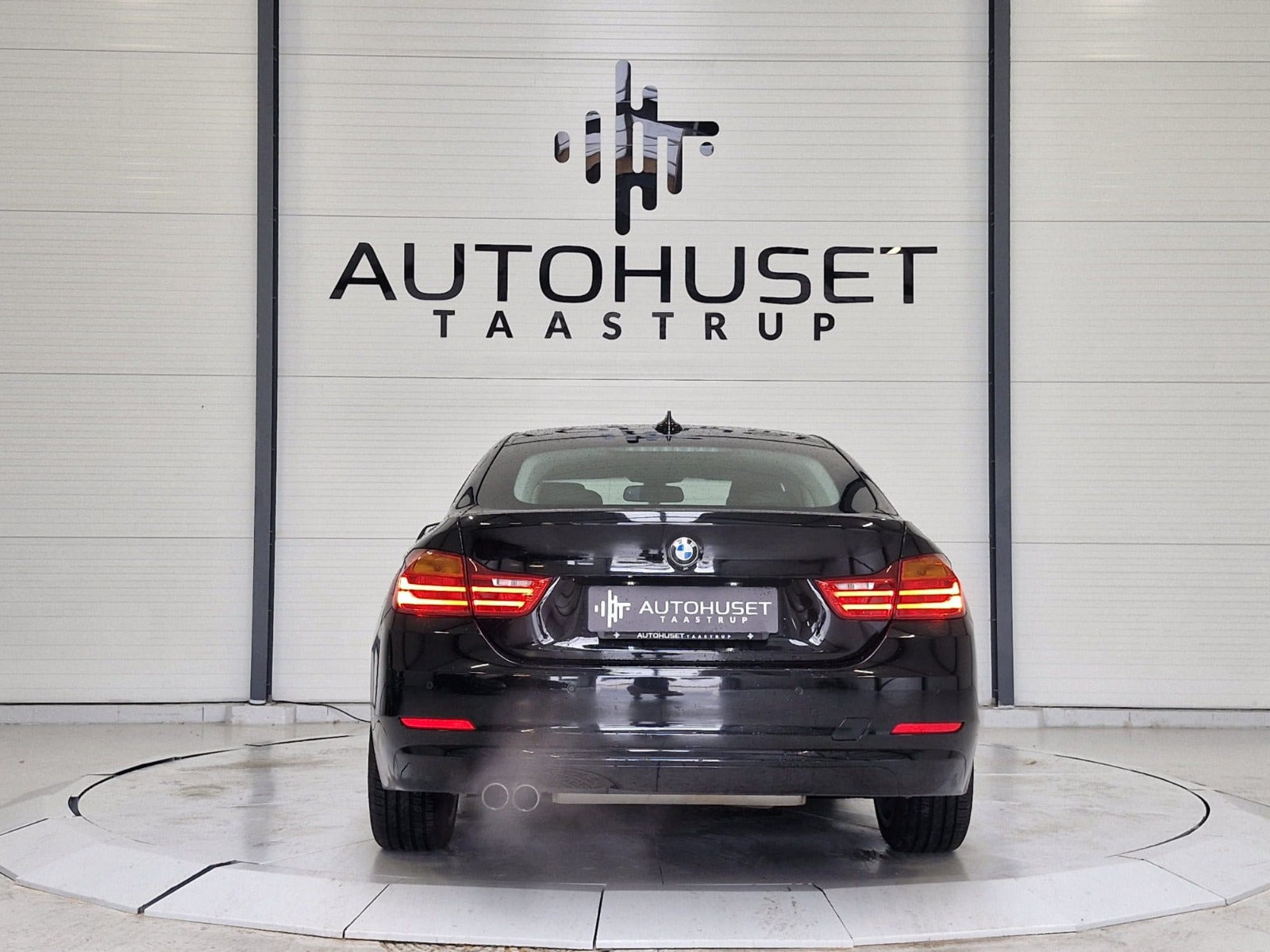Sort BMW 420i fra 2016