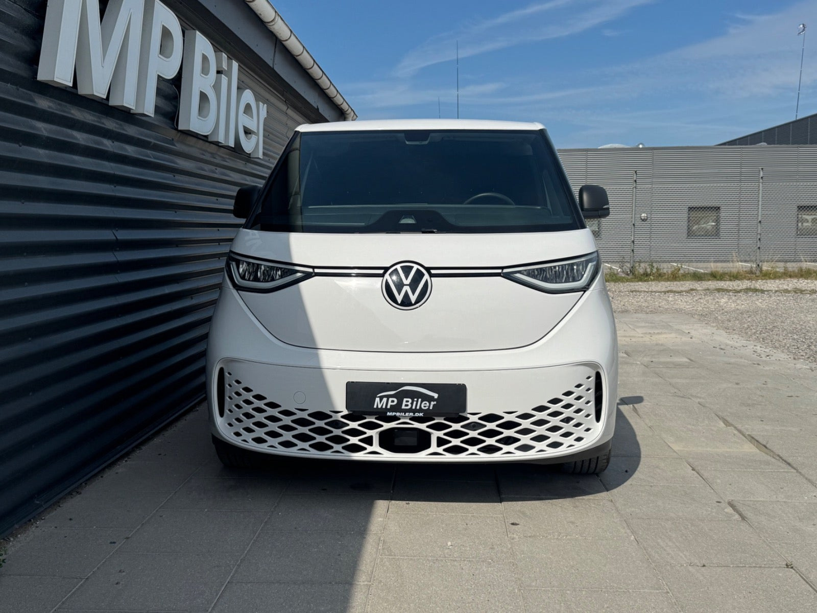 Grøn VW ID.Buzz fra 2024