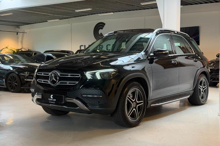 Sort Mercedes GLE350 de fra 2021