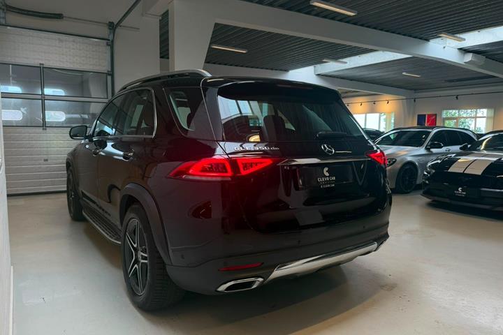 Sort Mercedes GLE350 de fra 2021