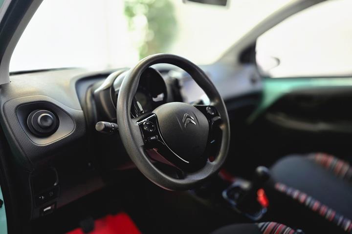 Turquoise Citroën C1 fra 2018