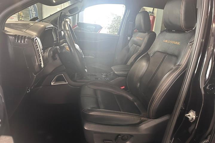 Sort Ford Ranger fra 2023