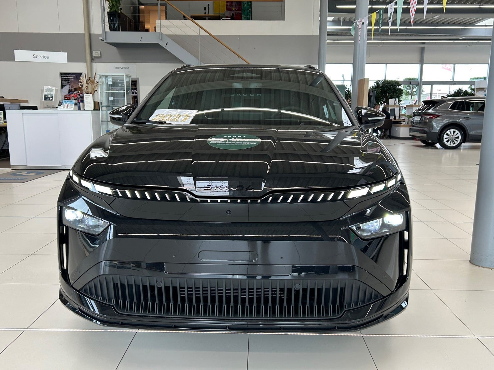 Sort Skoda Enyaq fra 2027