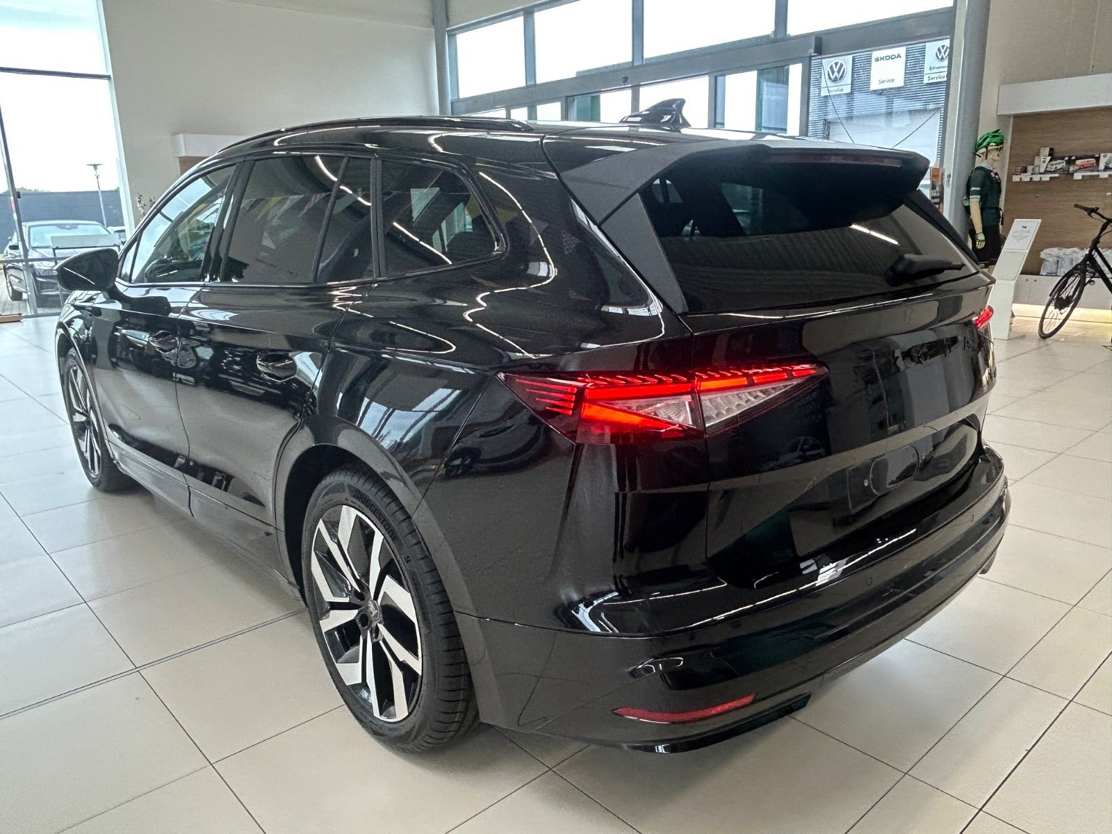 Sort Skoda Enyaq fra 2027