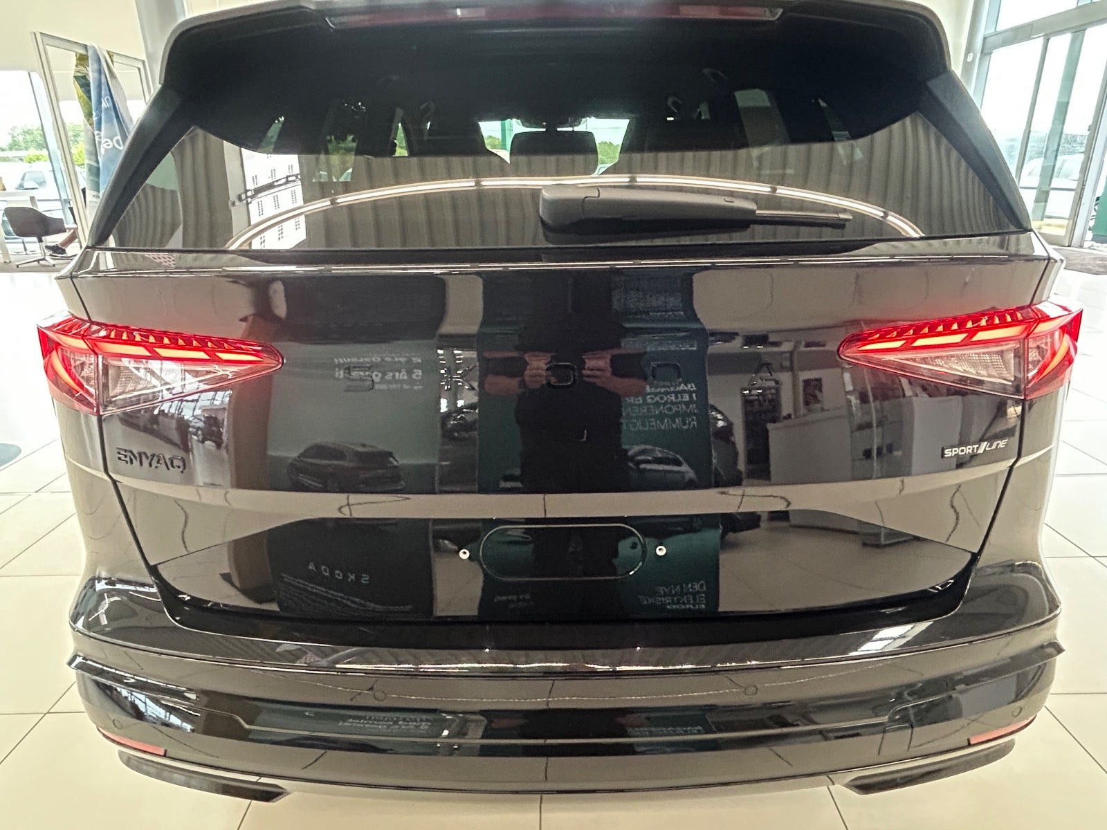 Sort Skoda Enyaq fra 2027