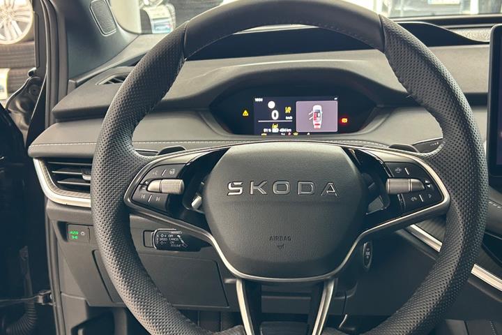 Sort Skoda Enyaq fra 2027