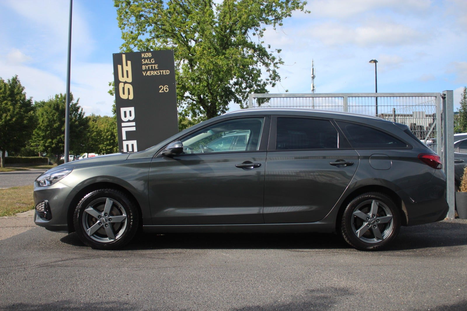 Grøn Hyundai i30 fra 2021