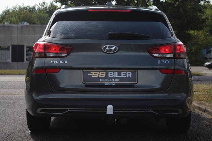 Grøn Hyundai i30 fra 2021
