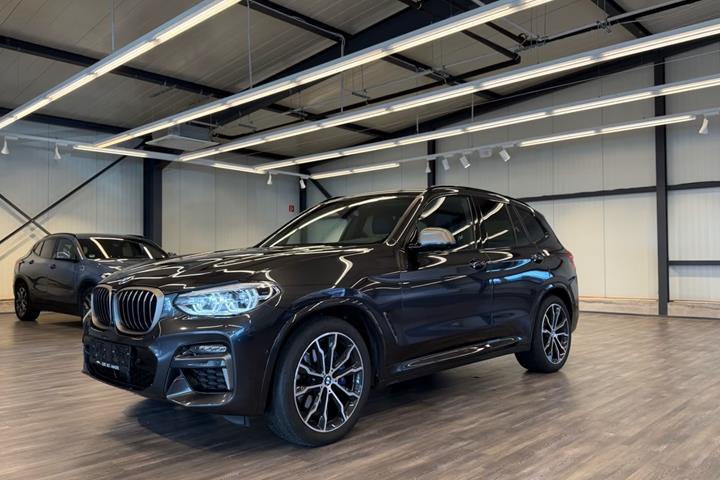 Sort BMW X3 fra 2021