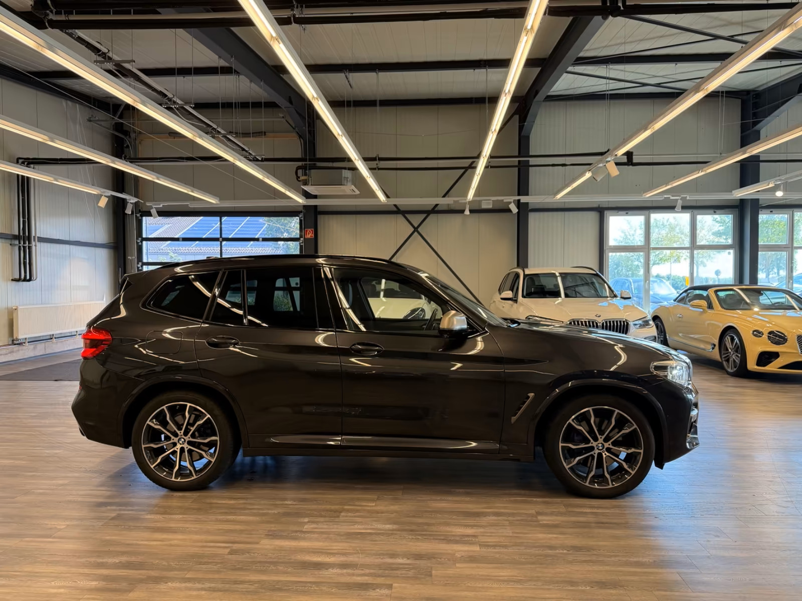 Sort BMW X3 fra 2021