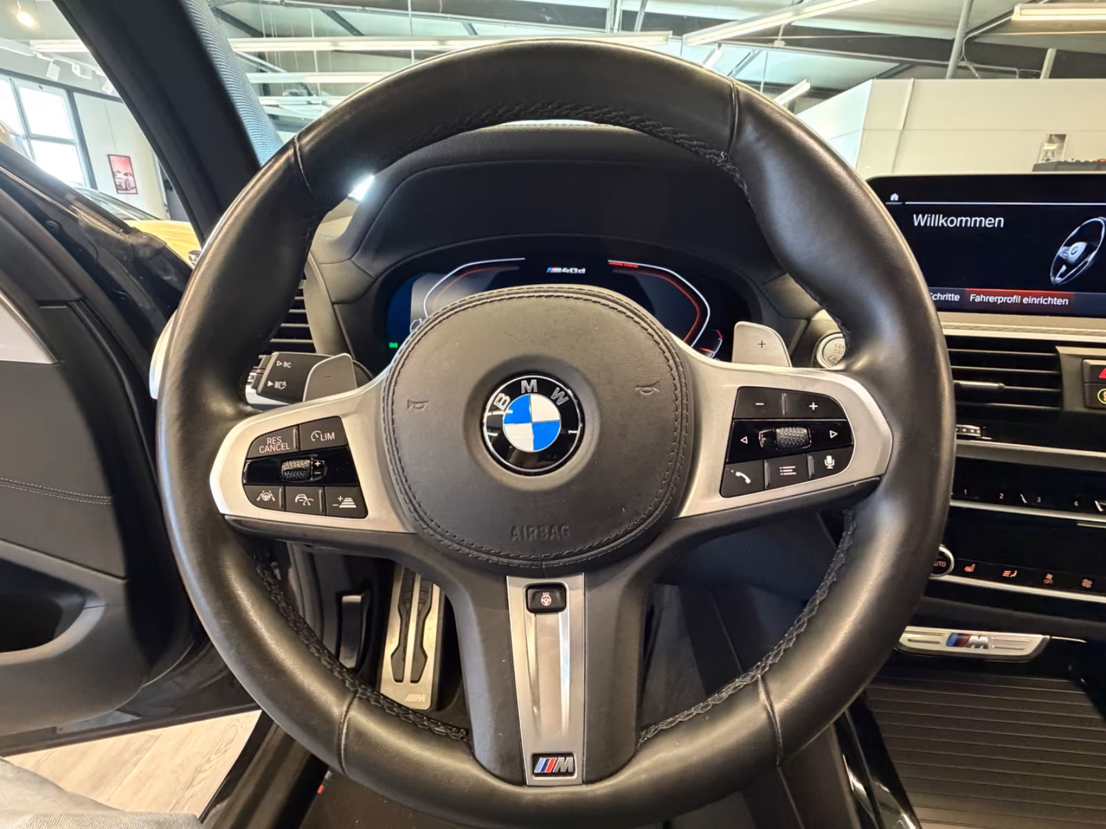 Sort BMW X3 fra 2021