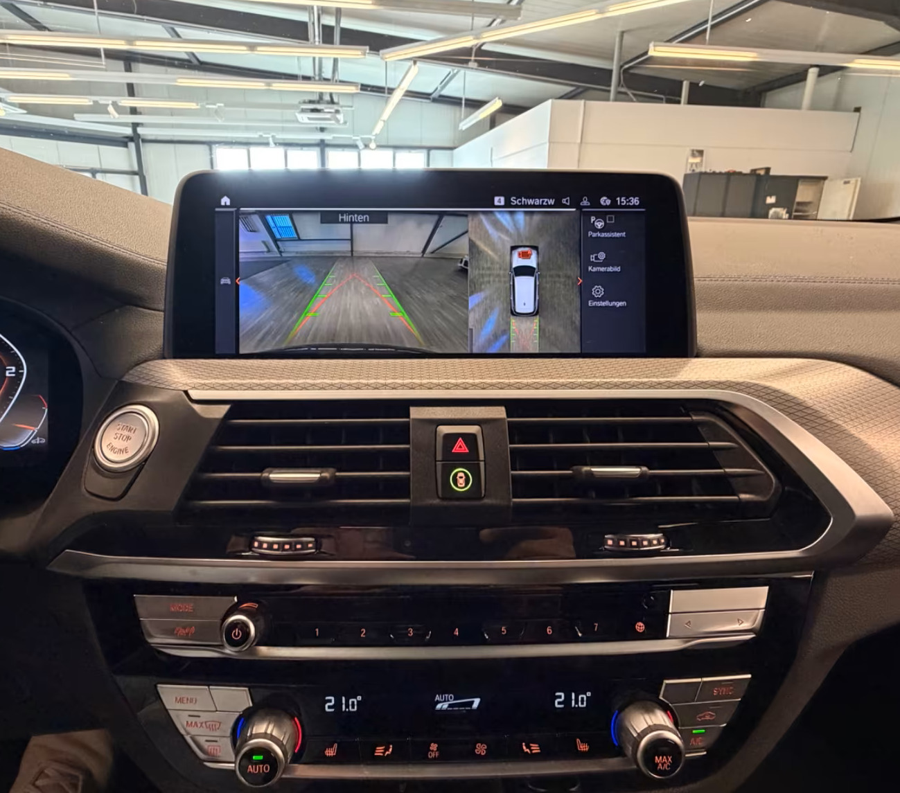 Sort BMW X3 fra 2021
