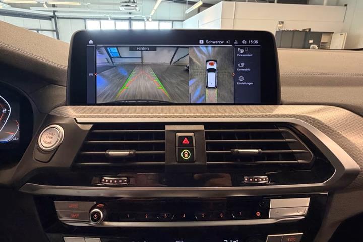 Sort BMW X3 fra 2021
