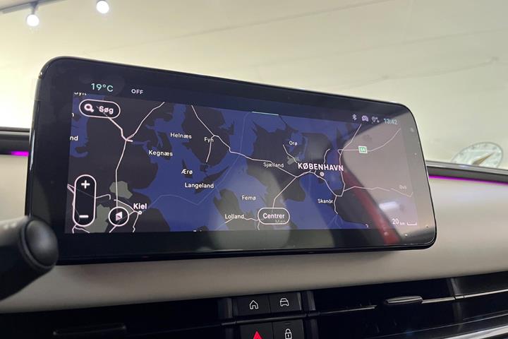 Rød Fiat 600e fra 2025