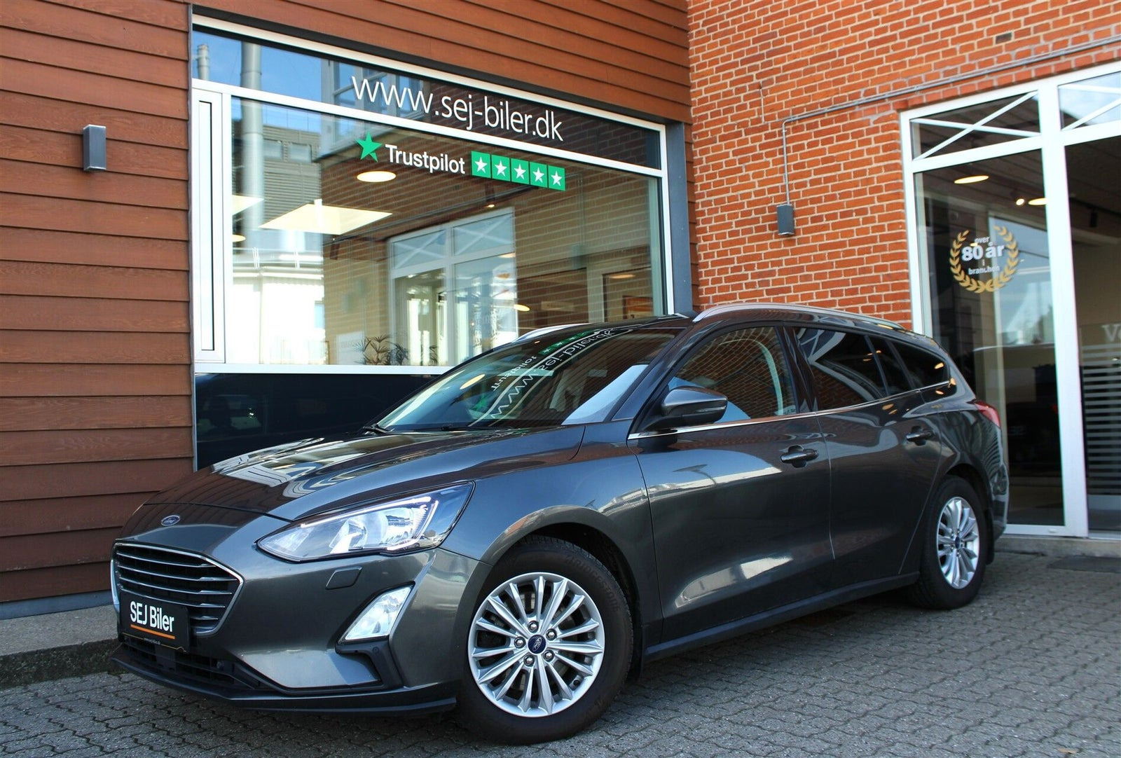 Grå Ford Focus fra 2019