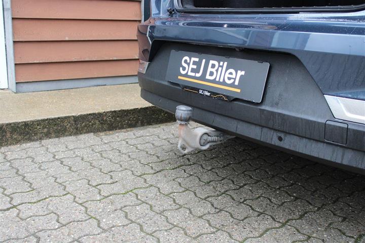 Blå Polestar 2 fra 2022
