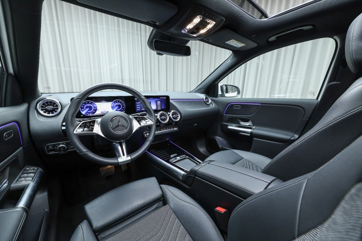 Hvid Mercedes EQA250+ fra 2025