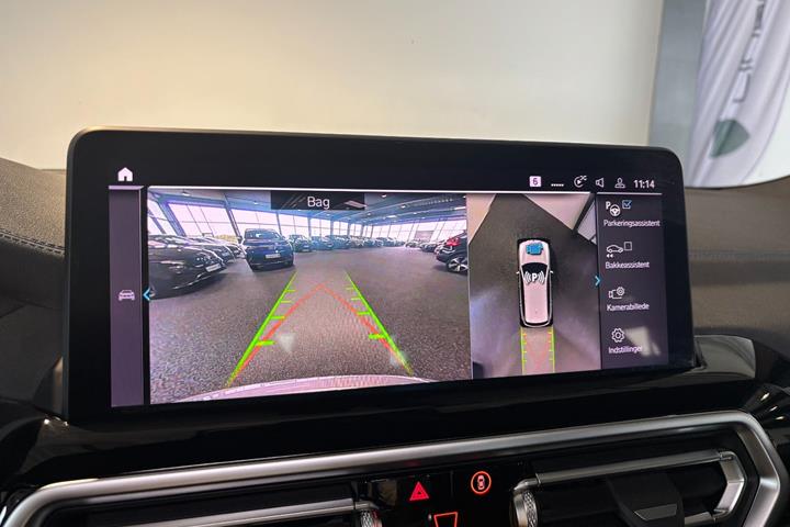 Orange BMW iX3 fra 2023