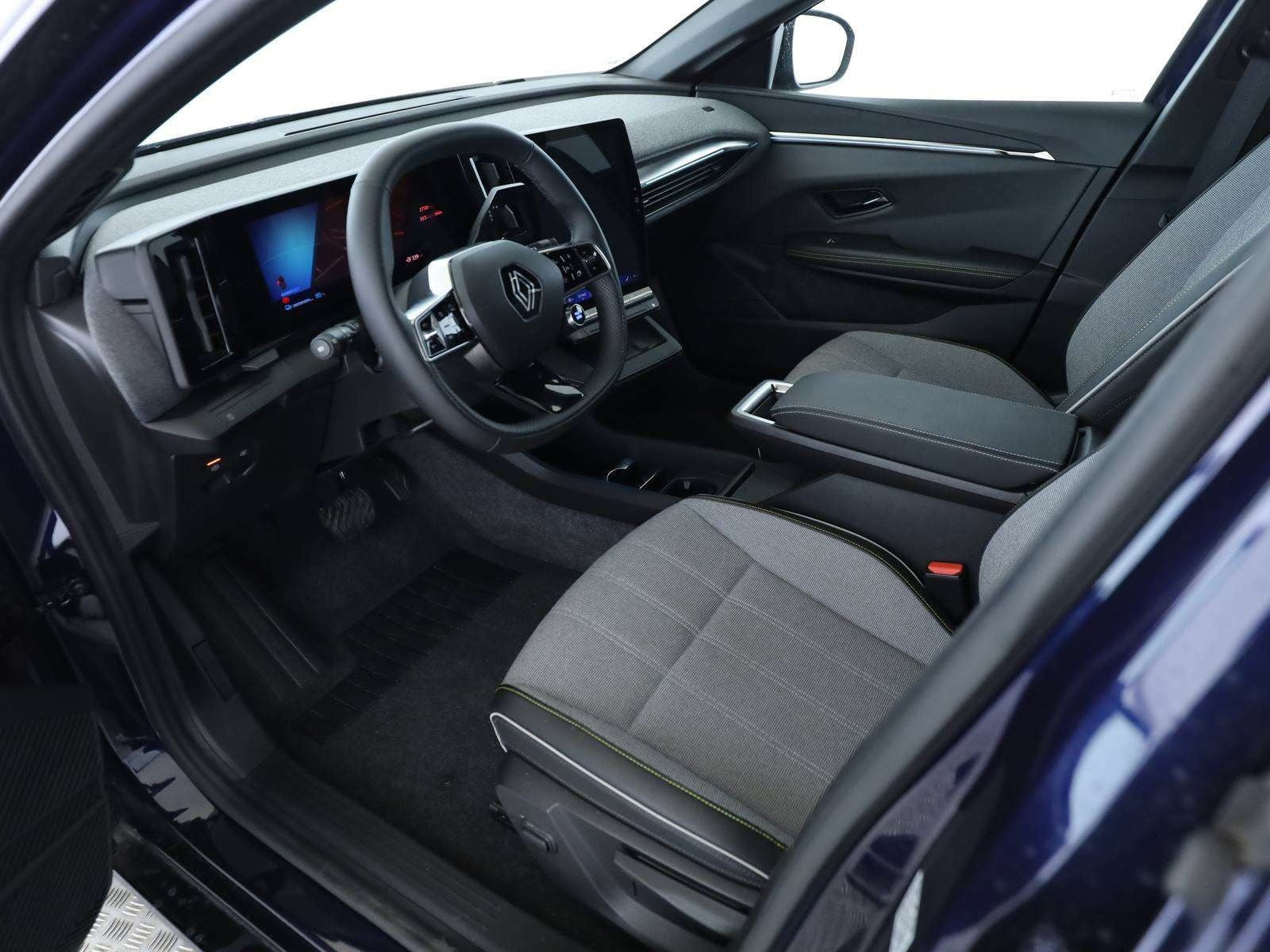 Blå Renault Megane E-Tech fra 2025