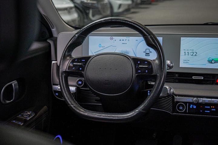 Sølv Hyundai Ioniq 5 fra 2021