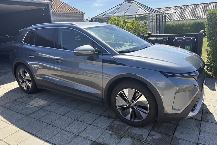 Grå Skoda Elroq fra 2025
