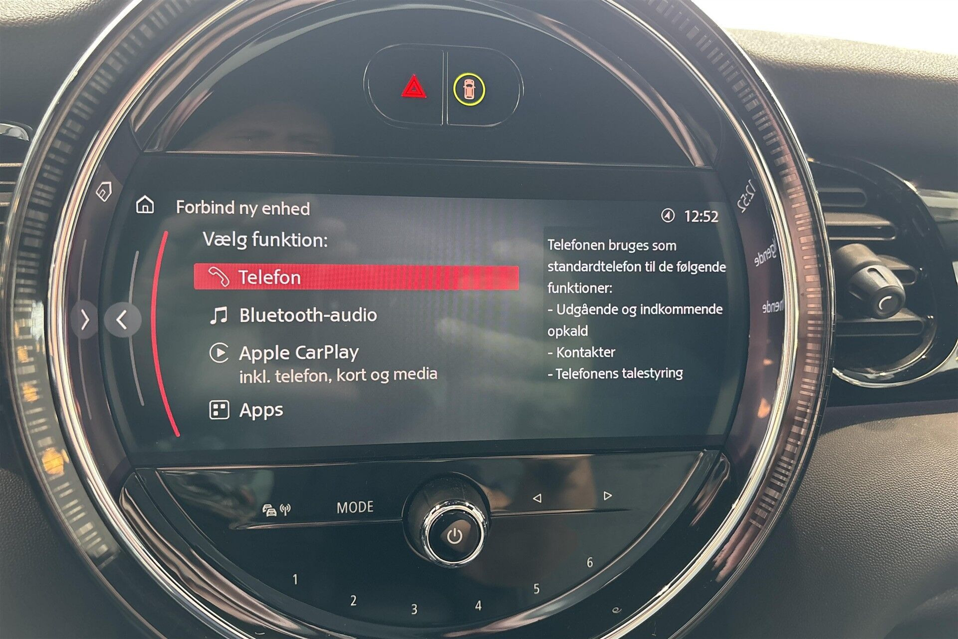 Sølv Mini Cooper fra 2023