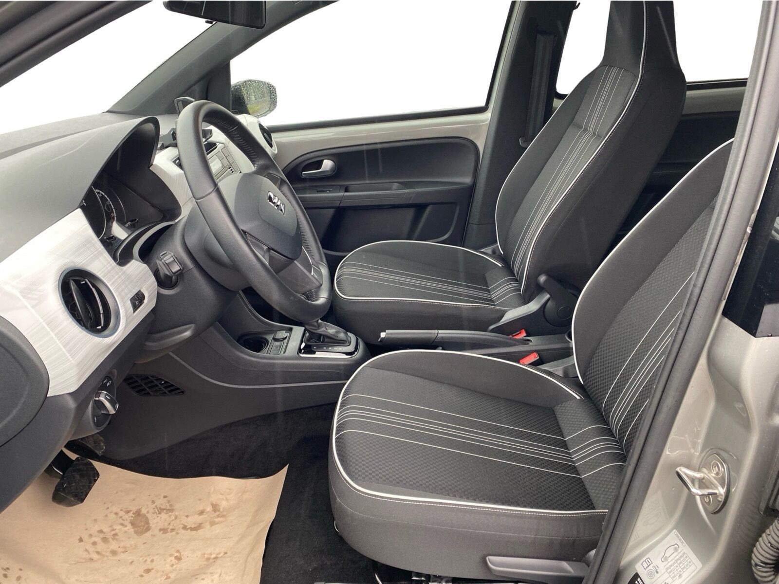 Grå Seat Mii fra 2021