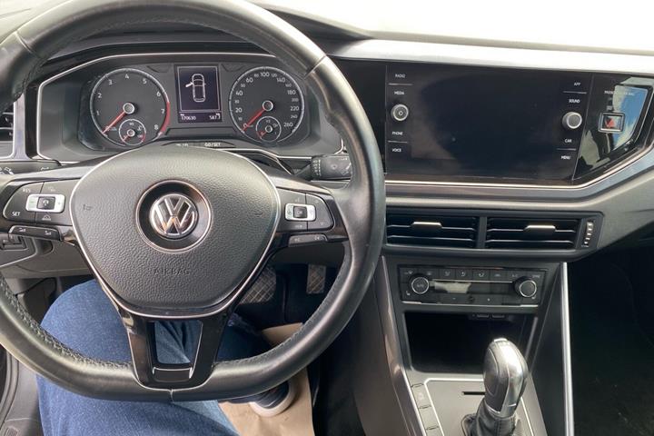 Sort VW Polo fra 2019