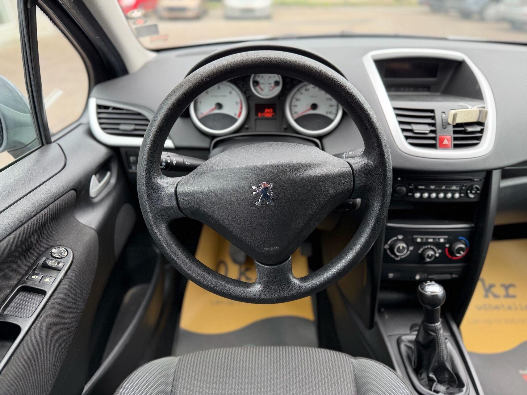 undefined Peugeot 207 fra 2010