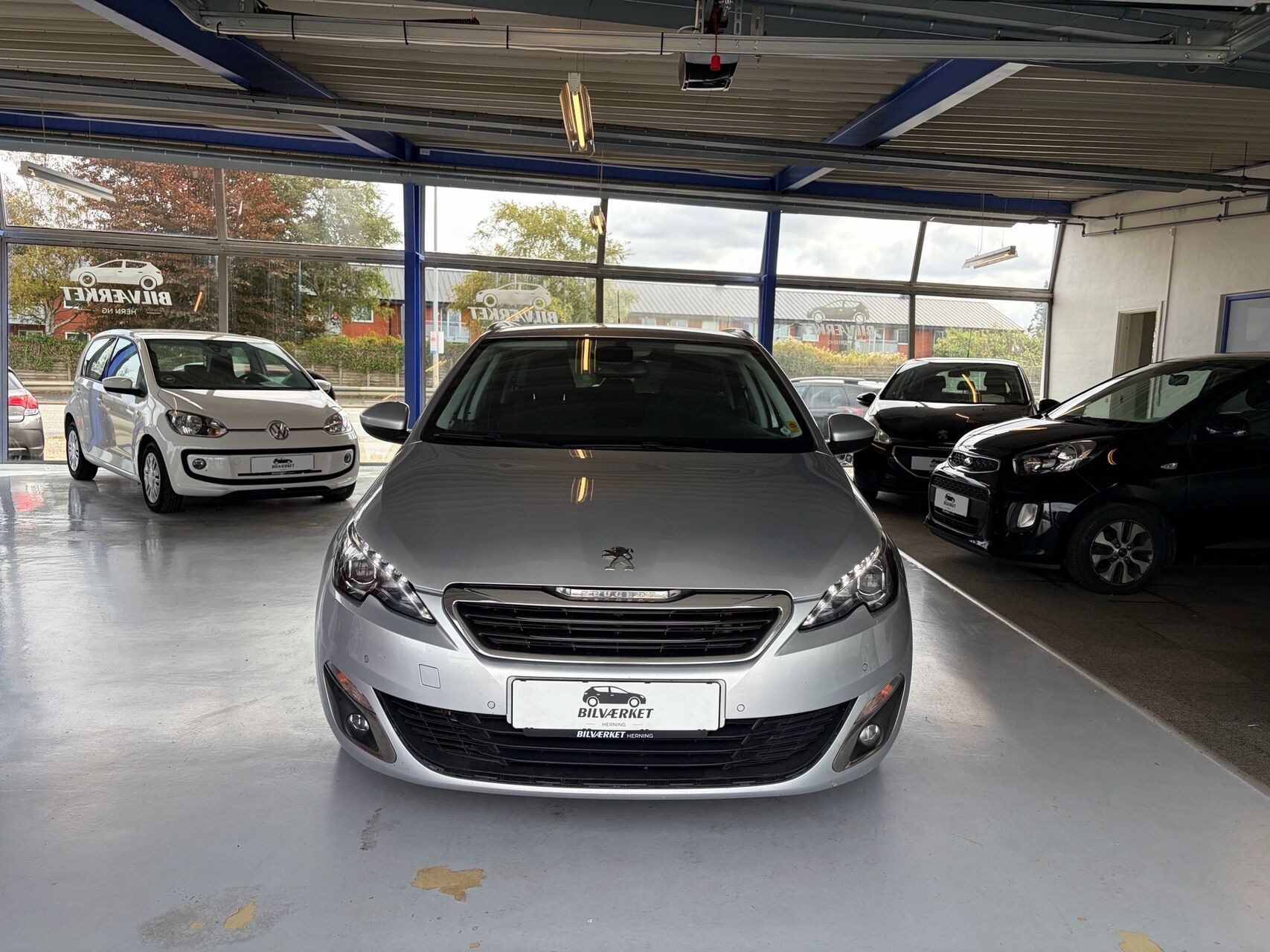 undefined Peugeot 308 fra 2015
